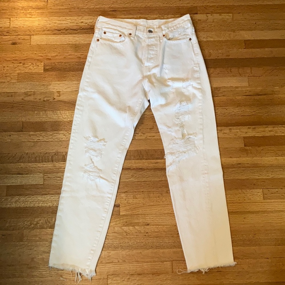 Levi’s distress